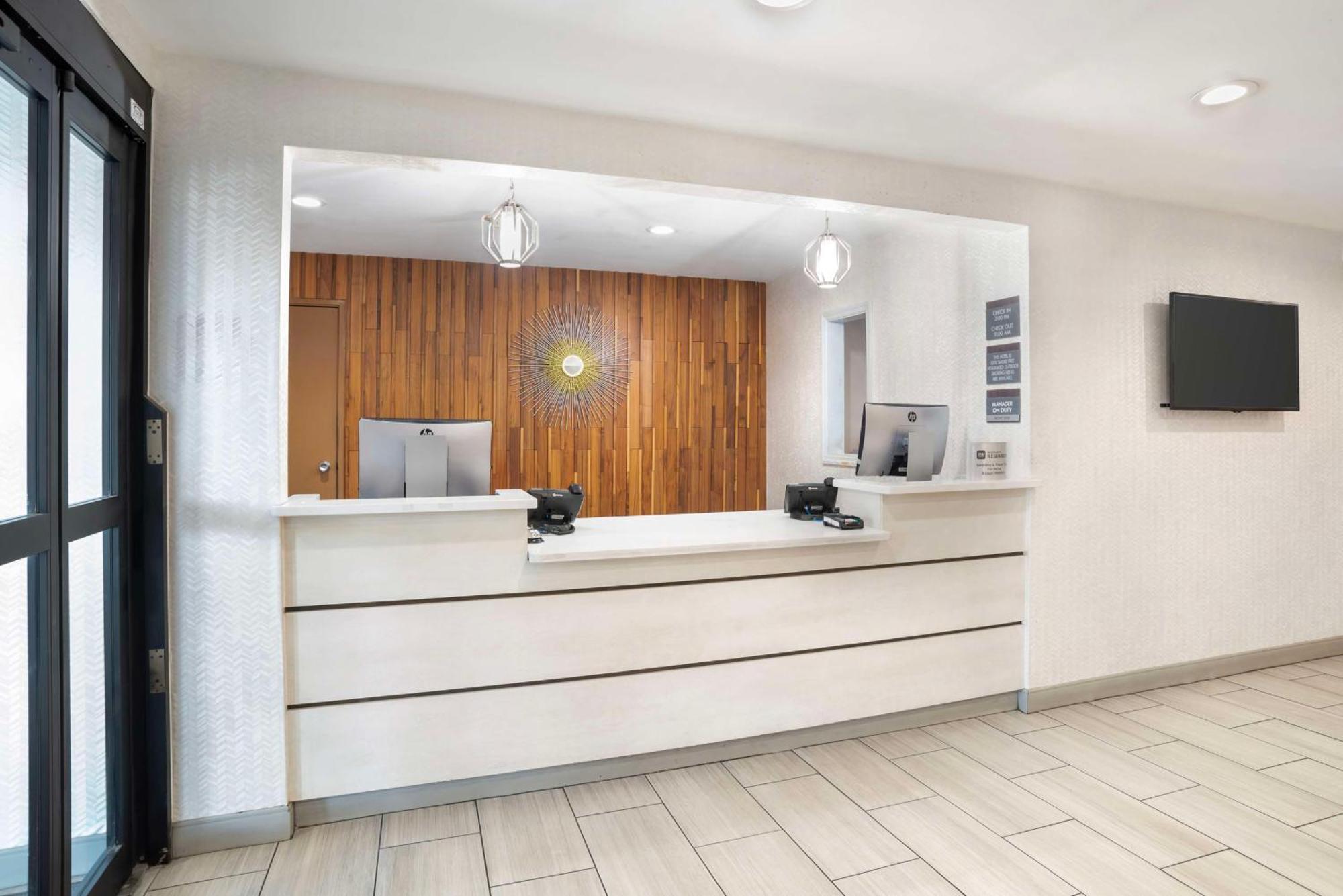 Best Western Montgomery I-85 North Екстериор снимка