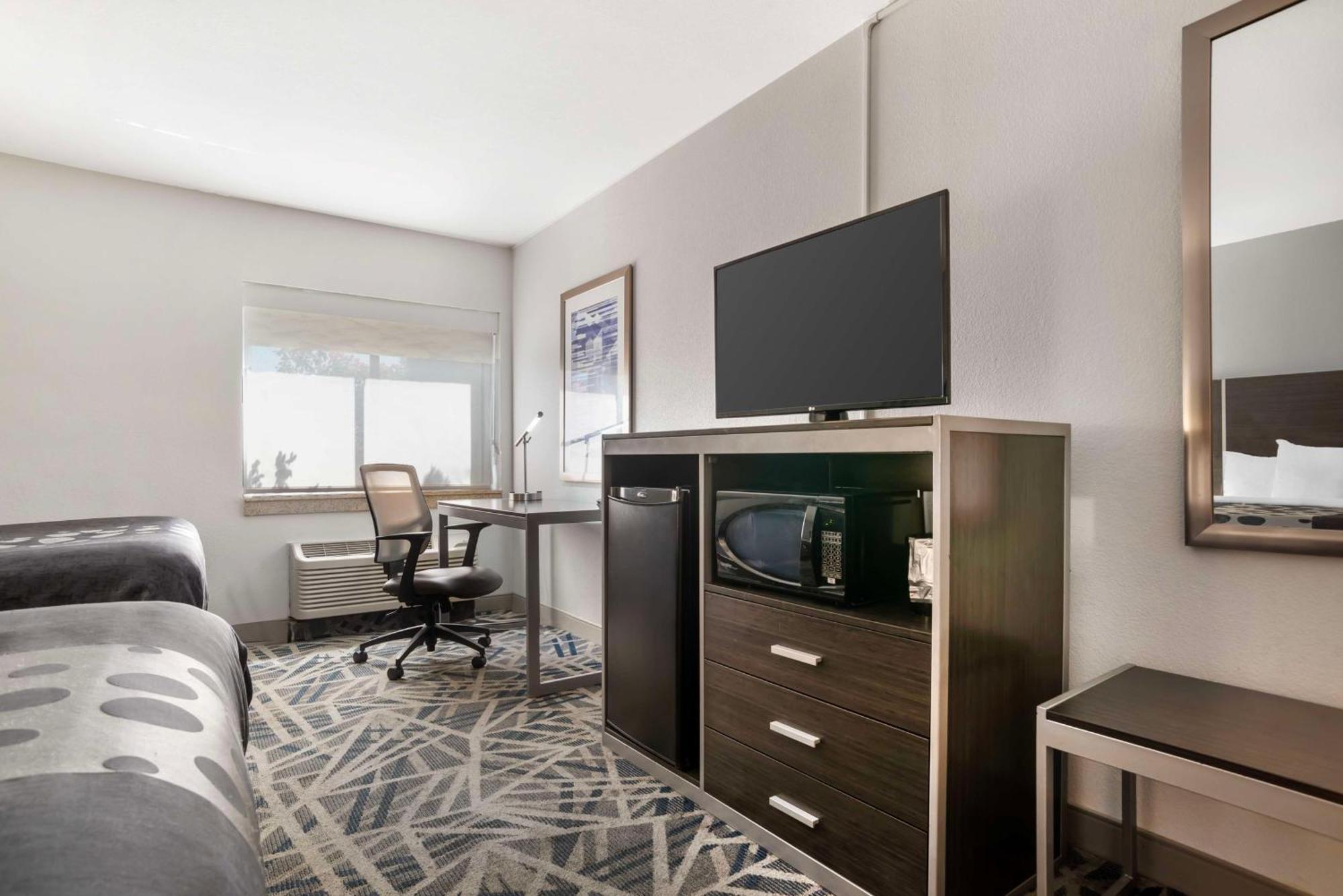 Best Western Montgomery I-85 North Екстериор снимка